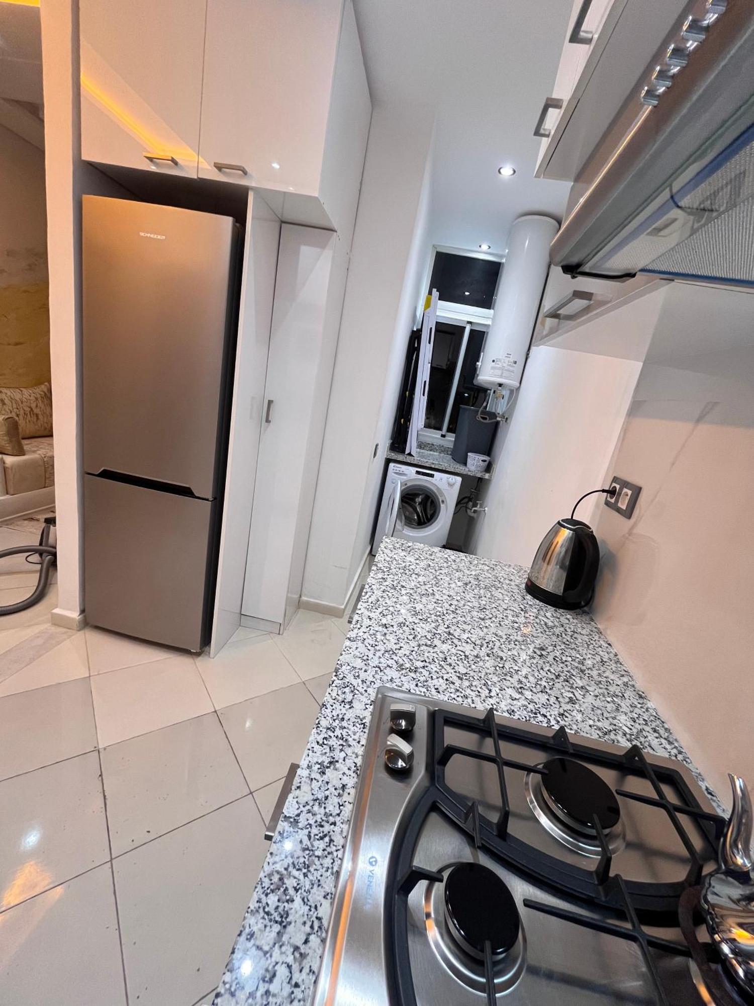 Appartement Renove Avec Style Et Parking Surveille Marrákes Kültér fotó