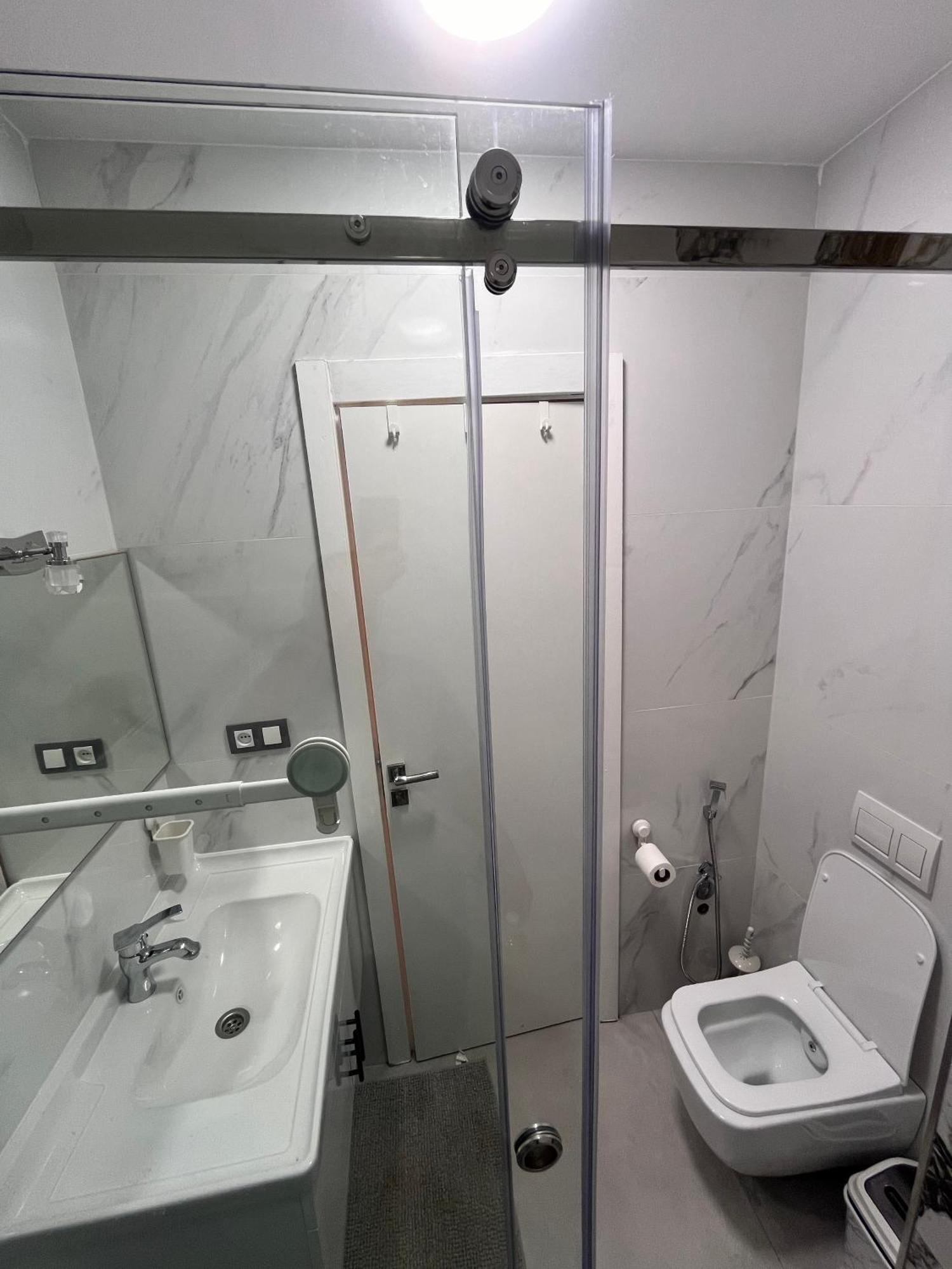 Appartement Renove Avec Style Et Parking Surveille Marrákes Kültér fotó